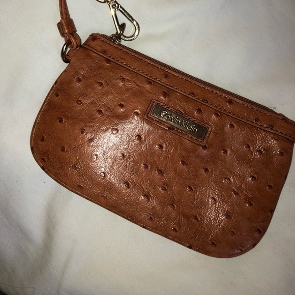 Calvin Klein Handbags - Calvin Klein Wristlet Calvin Klein Handbags - Calvin Klein Wristlet